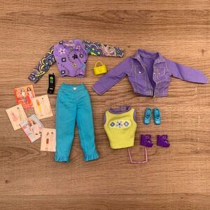 Barbie Fashion Avenue Fashion Statement 2000 Mix and Match Outfits #28169 RARE‎